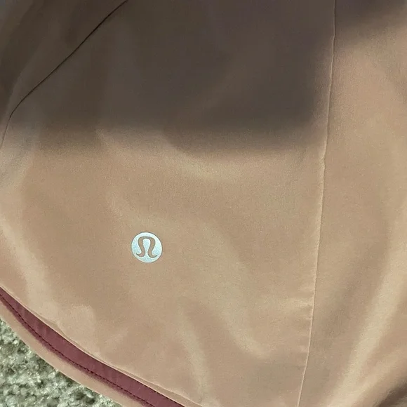 Lululemon Reversibile mauve & tan size 4 - Picture 7 of 15